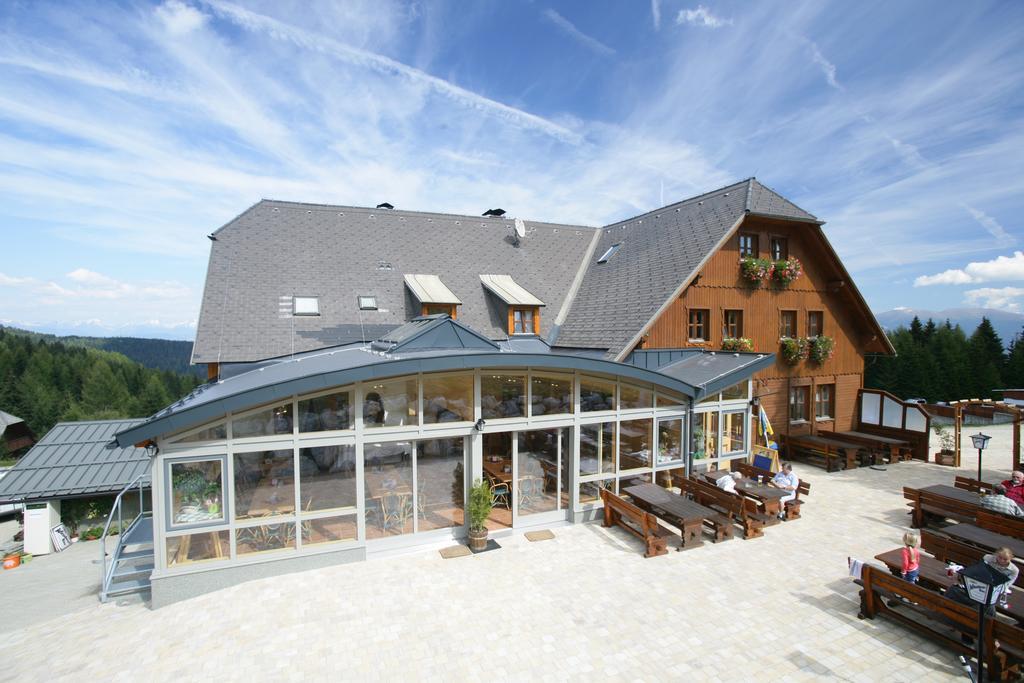 Almidylle Sabathy Obdach Exterior foto
