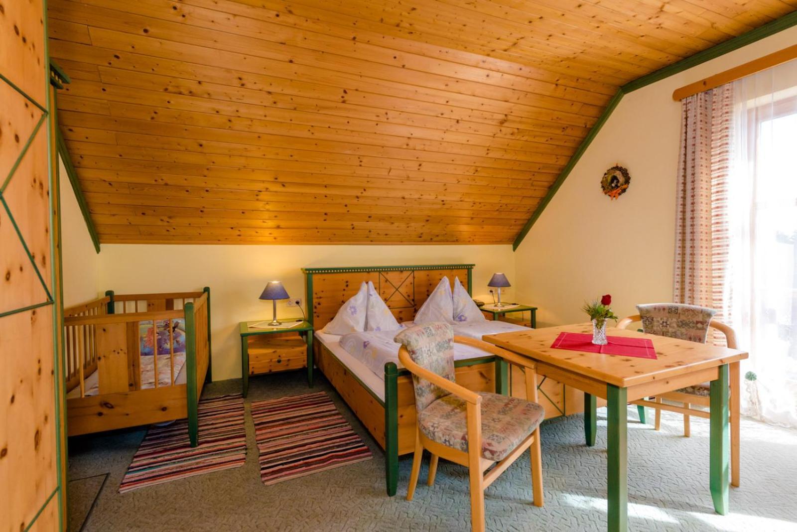 Almidylle Sabathy Obdach Quarto foto